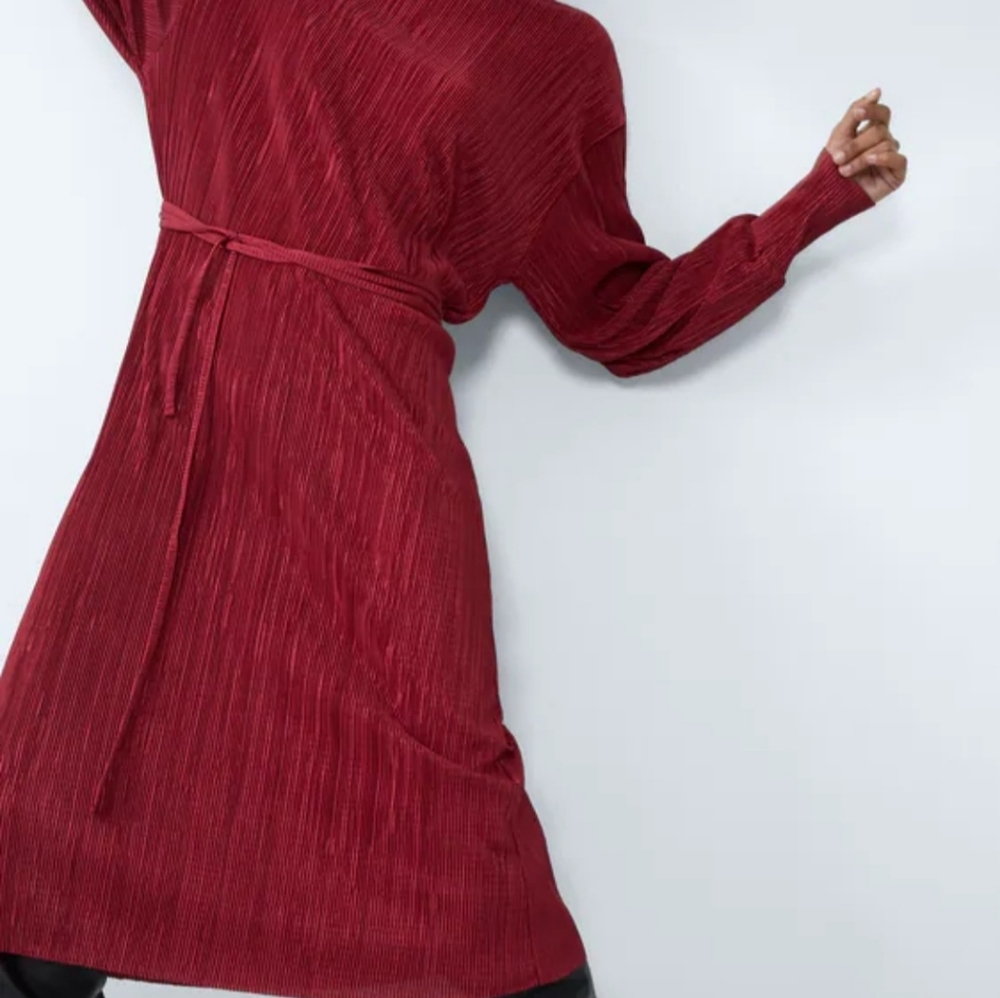 Pleated midi dress